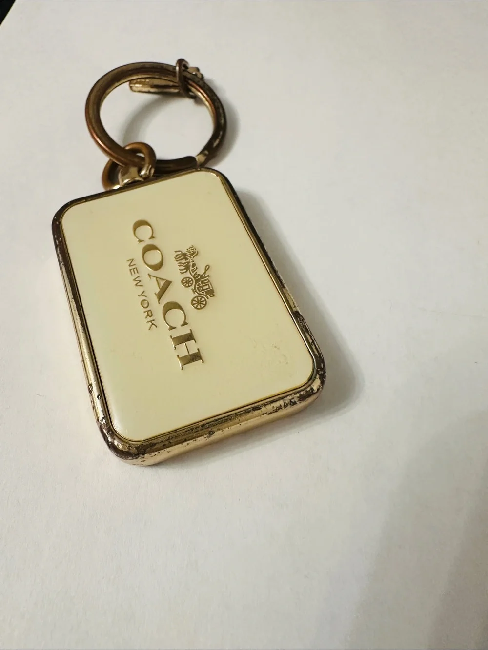 Coach Horse & Carriage Cream Enamel Gold Tone Heavy Metal Bag Charm Keychain